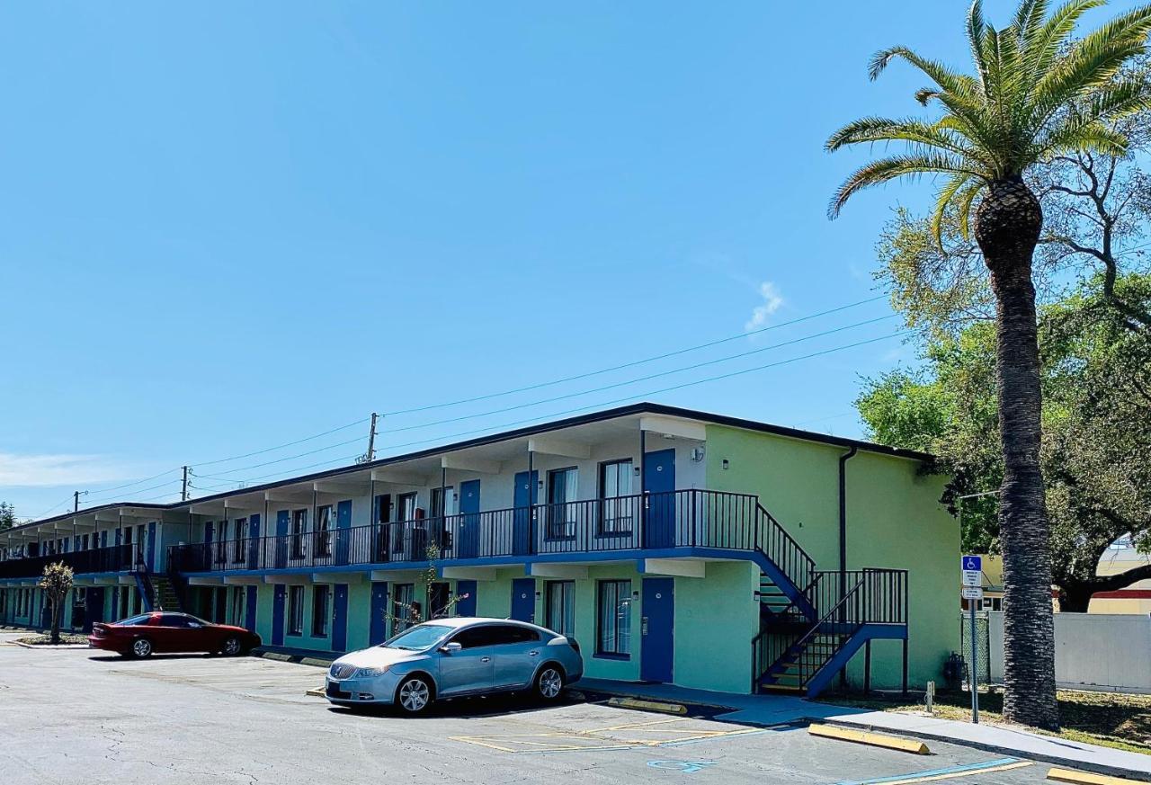 Gulf Way Inn Clearwater Eksteriør billede
